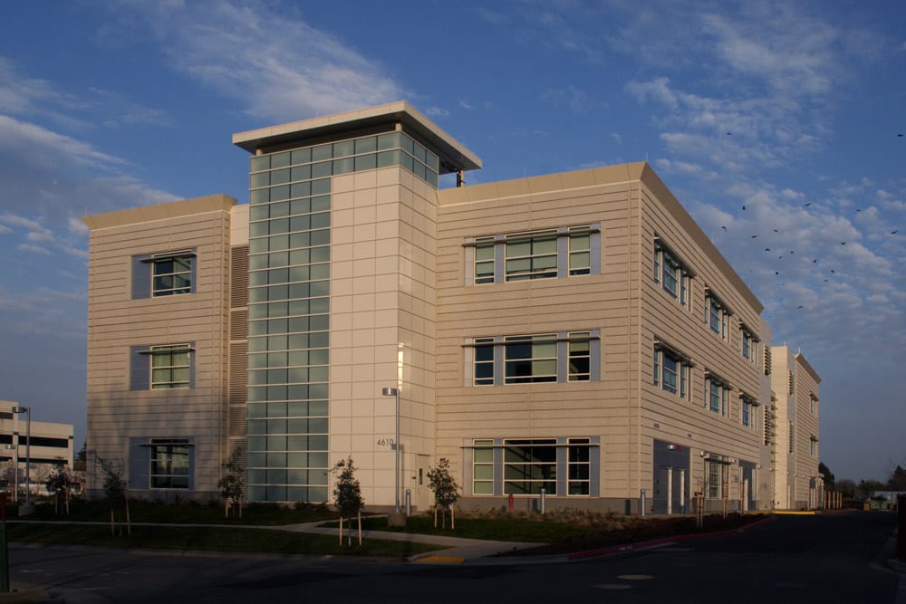 UC Davis Health Services Education Building